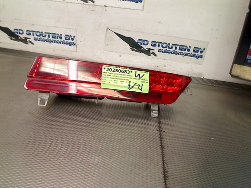 NEBELRÜCKLICHT FOG LIGHT REAR rechts BMW 7 serie (E65/E66/E67) 2002 8379690