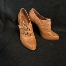 Escarpins Max Studio Marron Nude (cuir Verni) Taille US 9 (M) - Talons 9,5 Cm (3,75") - Occasion