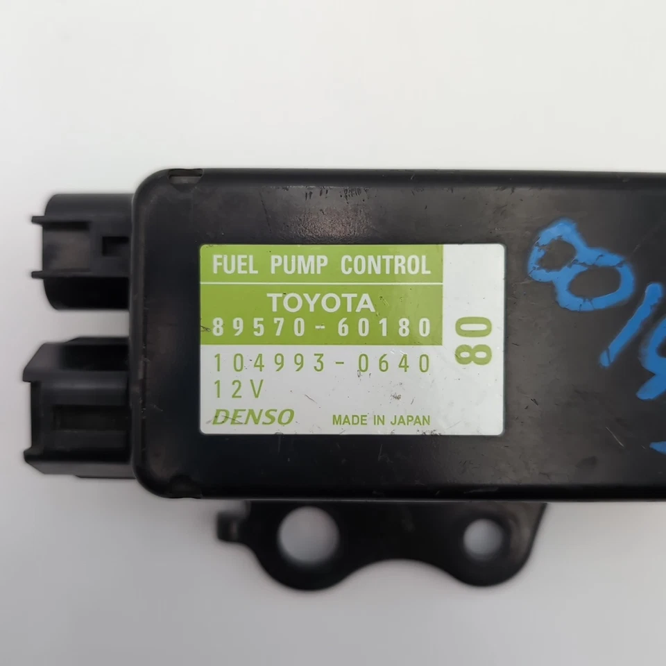 Módulo de control de bomba de combustible Lexus GX460 2011-2023 OEM 89570-60180 Foto 4 de 4