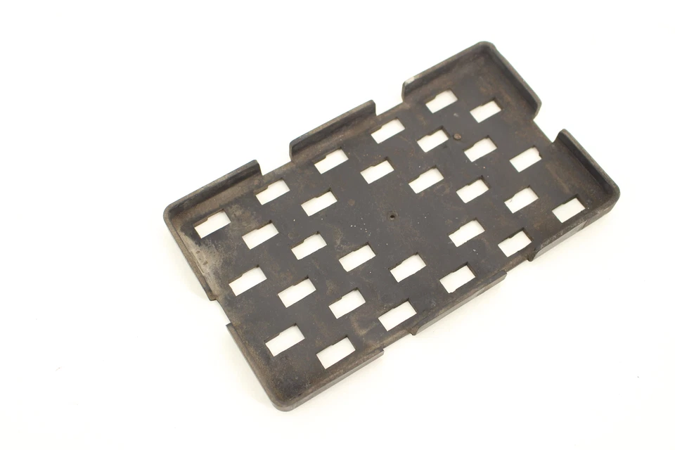 Protector trasero Suzuki GSXR1000 2011 goma cola interior batería bandeja plástico  Foto 4 de 4