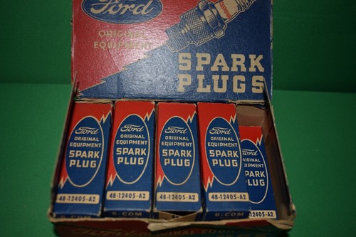 NOS 3 Vintage  1935-1939 Ford  Champion Spark Plugs For Large Ford V-8 Engines - Picture 16 of 20