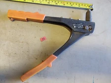 Genuine Arrow Professional  E-Z Pull Heavy Duty Rivet Tool (RH200) 4 Nose Piece 