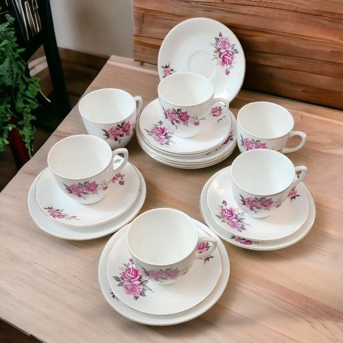 Vintage Royal Rose set of cups, saucers, and platters: 18 Pieces - Picture 9 of 10