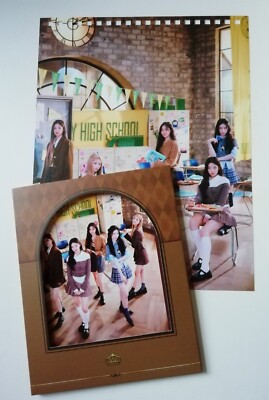 Itzy 2023 Season's Greetings Best Friends Forever Group Postcard Calendar Page