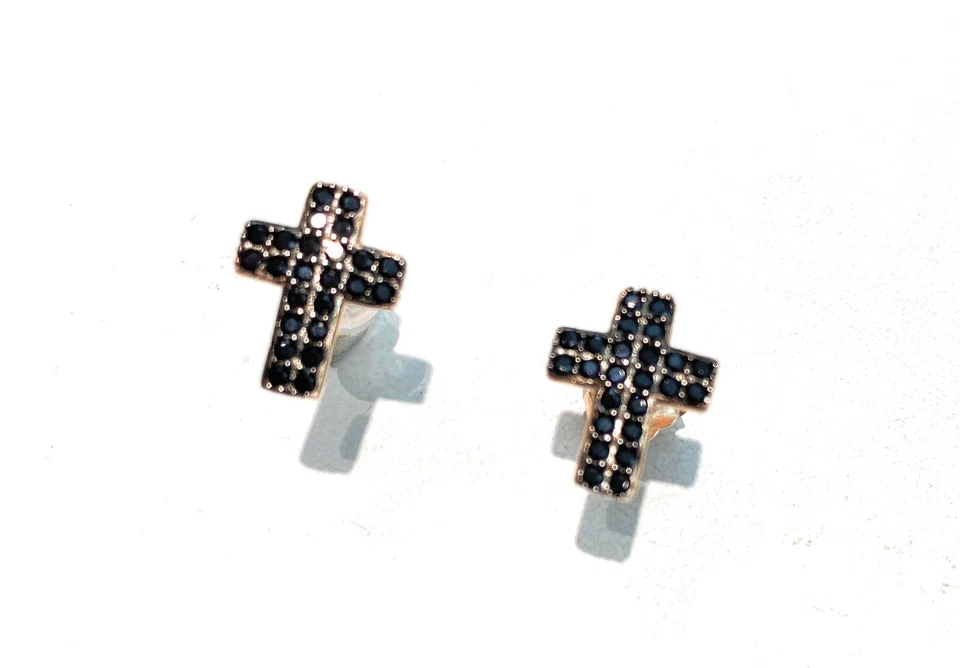 Orecchini Croce Piatta Zirconi Neri Argento 925 Rosé Eleganti Donna - Immagine 2 di 2