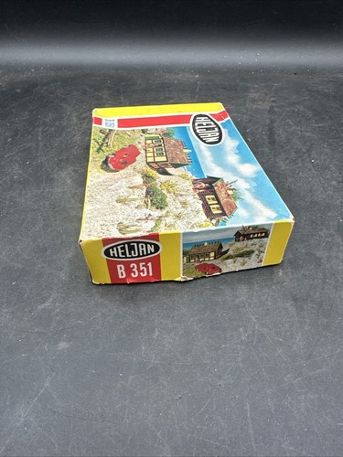 Heljan HO Scale 2 Summer Cottages B 351 Open Box - Picture 3 of 8