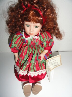 Musical Porcelain Dolls BEAUTIFUL MUSICAL PORCELAIN DOLL BY SOFT
