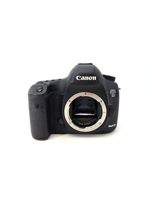Canon EOS 5D Mark III 22.3MP Digital SLR DSLR Camera with Battery
