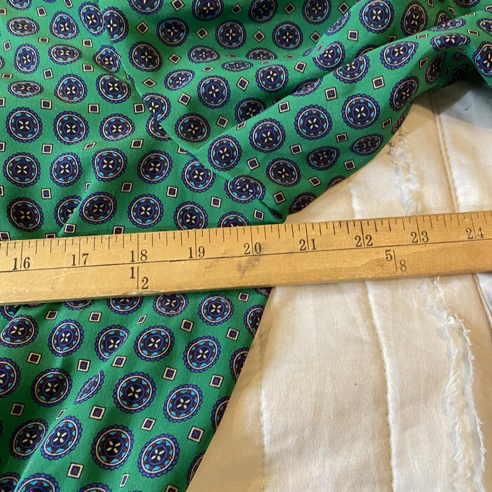 Vtg Leslie Fay Dress Womens 12 Green Pleated Button Front High Neck Midi 80s - Image 3 of 4