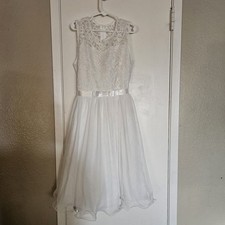 Sleeveless White Lace  Tulle Girls Formal Dress with Satin Waistband Formal
