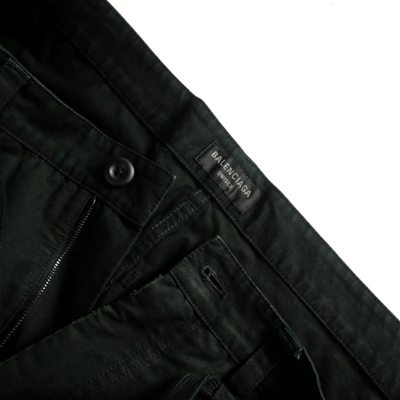 Balenciaga Multi-Pocket Cropped Skater Wide Cargo Long Pants S Black 746491 thumbnail 7