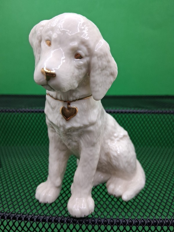Lenox Vintage Porcelain Labrador Retriever Dog Puppy Figurine 24kt Gold Heart 