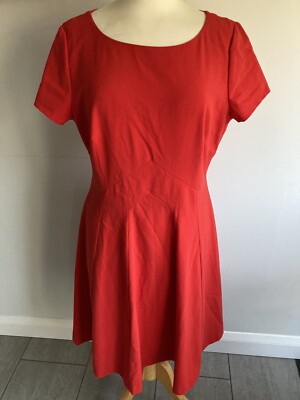 M&S Woman Ladies Red Short Sleeve Lined Dress Size 14. Great Condition.
