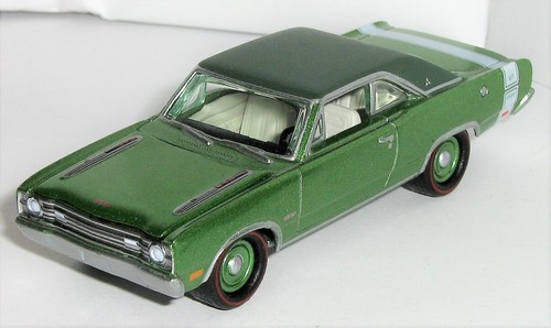 1/64 = 1969 69 DODGE DART / GTS = GT SPORT 340 FOUR BARREL / Rubber Tire Car