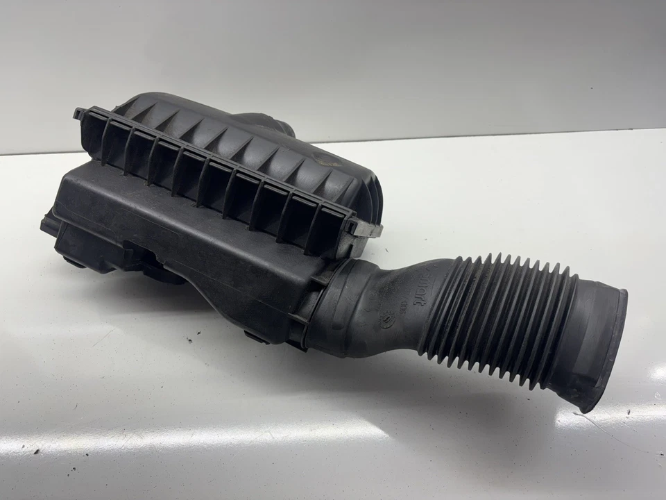 Conjunto de caja de filtro de aire Smart Fortwo 2008-2015 genuino dañado A2 Foto 4 de 4