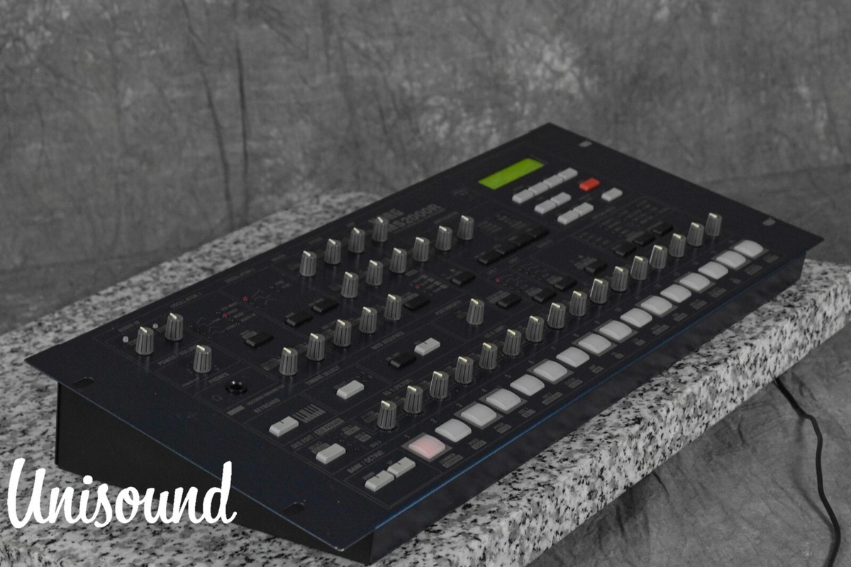 KORG MS2000R Analog Modeling Synthesizer in Very Good condition