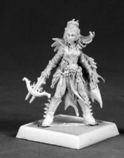 Reaper Pathfinder Miniatures 60054 DEPORA AZINRAE,  DROW RANGER