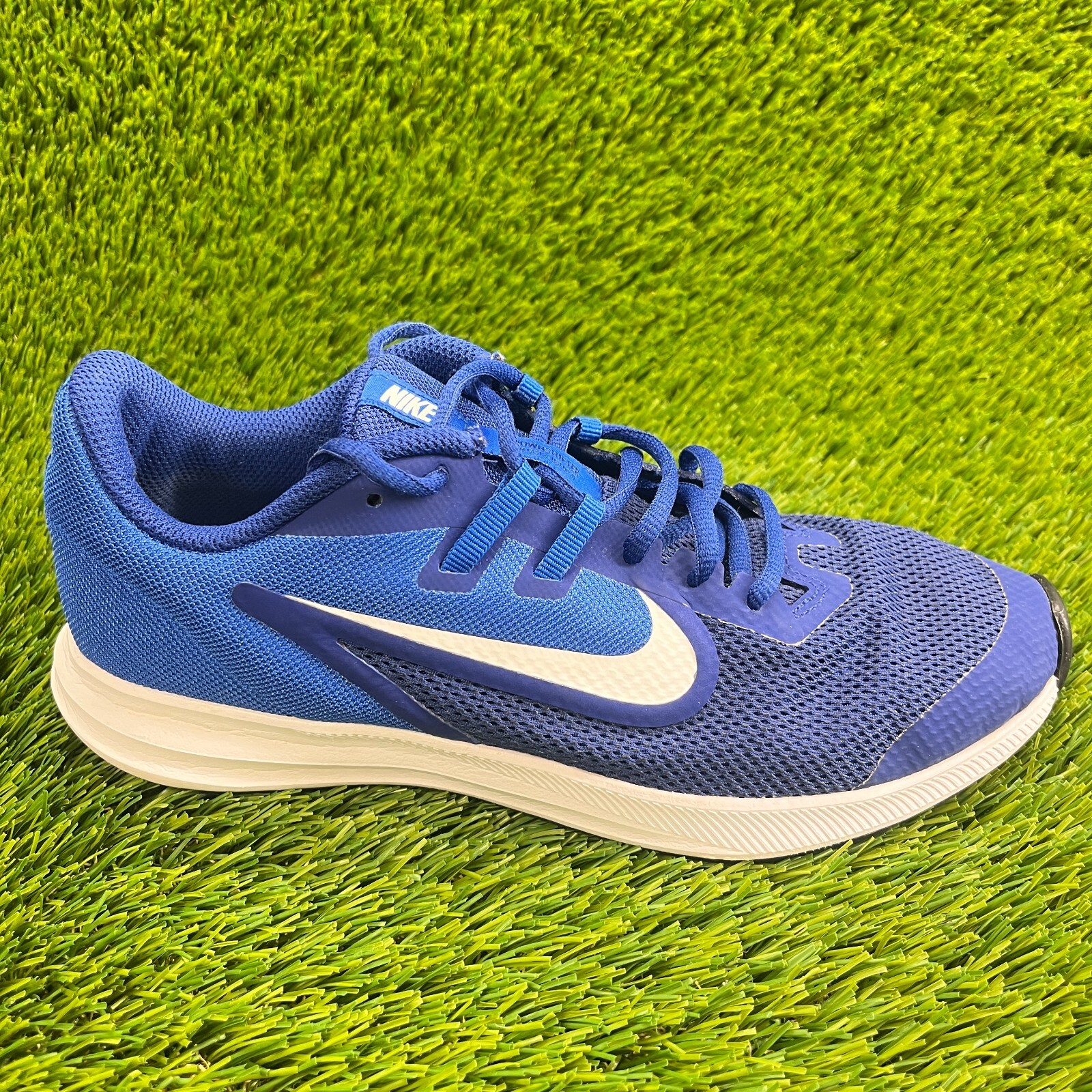 Nike Downshifter Boys Size Blue White Running Walking Shoes