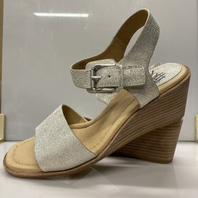 Sofft Women s 8.5 US Metallic Garin Adjustable Strappy Wedge Sandals Leather
