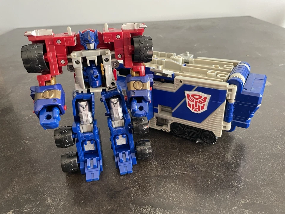 Transformers Armada Super Class Autobot Optimus Prime Superbase Hasbro 2002 - Image 2 of 4