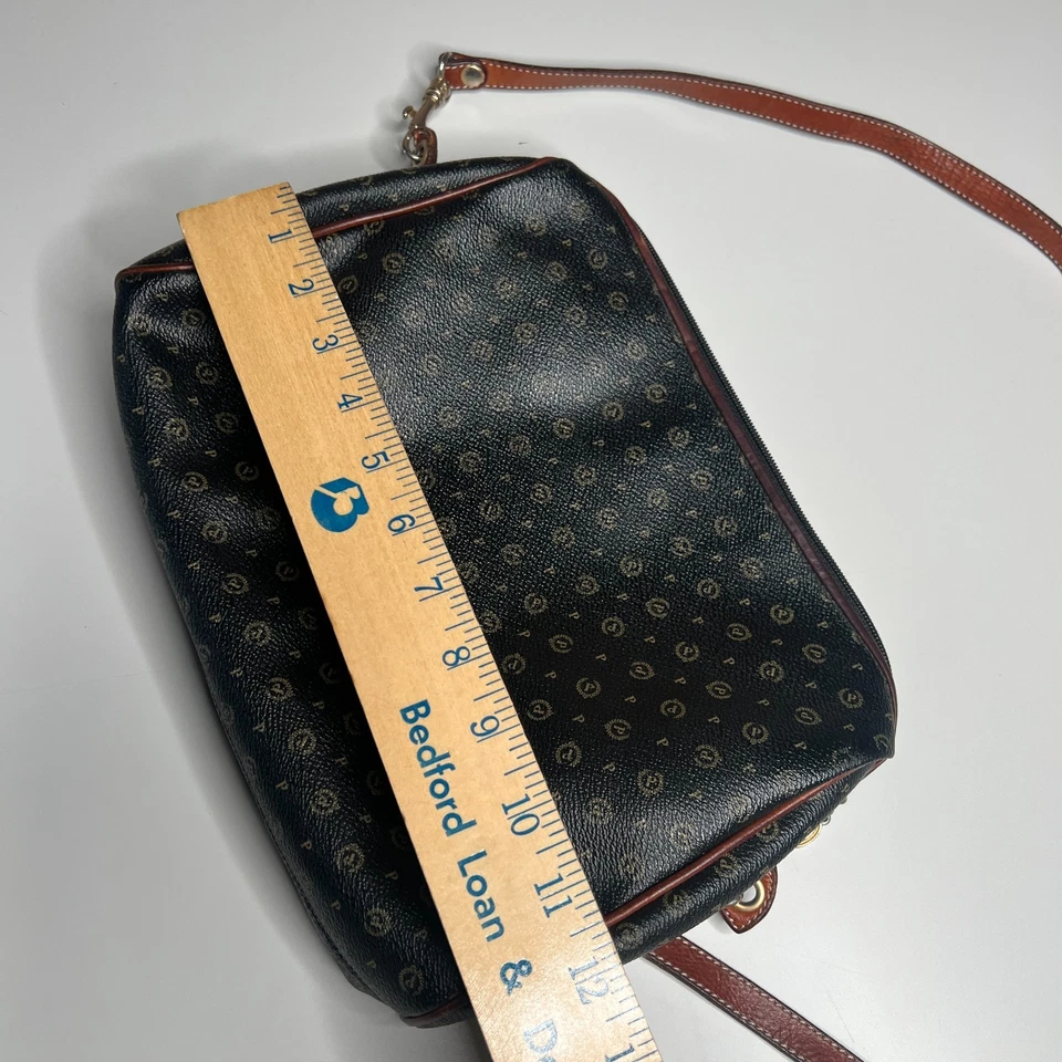 Bolso bandolera pollini vintage hecho en italia negro monograma ribete cuero Foto 3 de 4