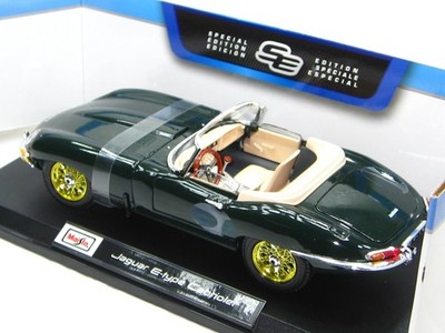 1961 JAGUAR  E -TYPE   BRITISH GREEN   NEW IN BOX 1:18.