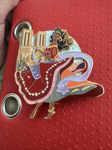 Disney Esmeralda Fantasy Pin LE 60 - Bild 4 von 9