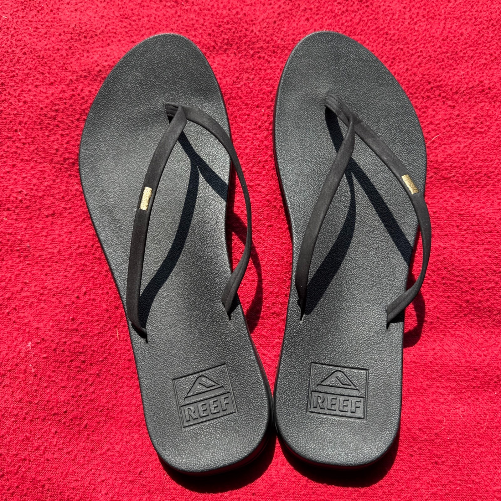 Reef Sandals Flip Flops Women's 9 Cushion Slim Black  - EUC