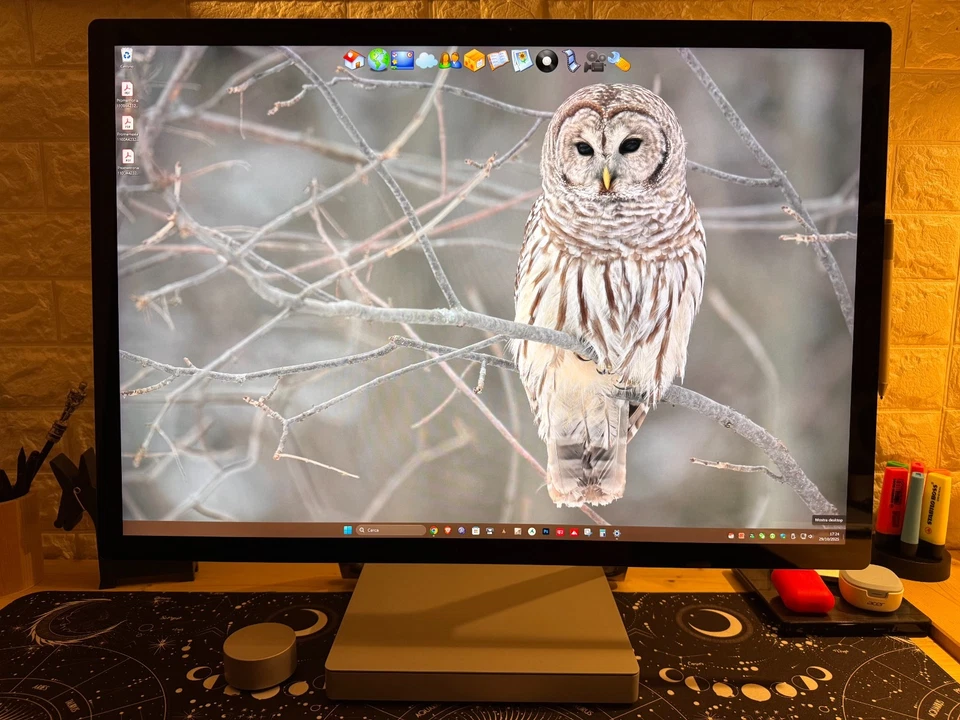 Microsoft Surface Studio 2 - AIO 28'' touch screen - i7-7820HQ - 16 GB - 1 TB - Immagine 2 di 4