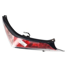 RÜCKLICHT RECHTS AUSSEN REAR LIGHT BODY RIGHT Toyota Aygo (B40) 2016 815510H110