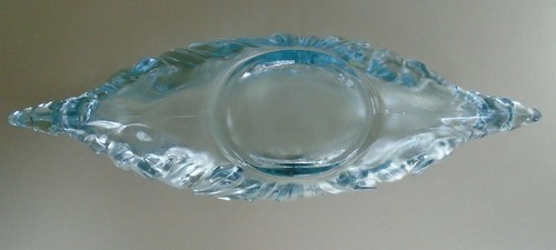 Vintage Pale Blue Oblong Handled Glass Bowl - Picture 6 of 8