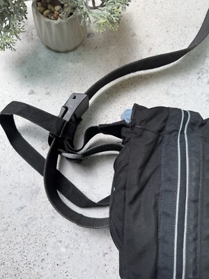 Crumpler Cheesy Disco Messenger Laptop Bag Black Unisex Crossbody