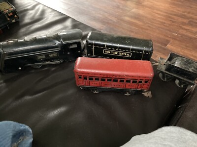 MARX Trains: 597 Commodore Vanderbilt Locomotive+Tender & Red Pullman Montclair