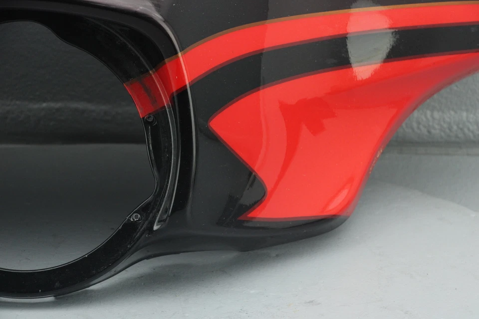 Carenagem externa frontal Harley Electra Glide CVO 2017 GRANADA PRETA ELÉTRICA VERMELHA - Imagem 2 de 4