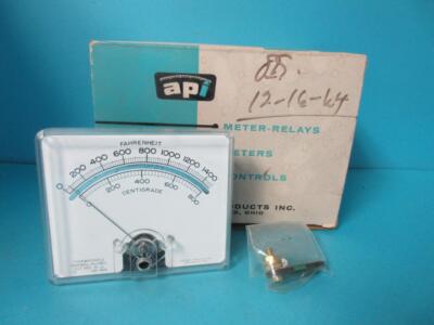 NEW API METER 0-1500 FAHRENHEIT/0-800 CENTIGRADE THERMOCOUPLE CHROMEL ALUMEL NOS