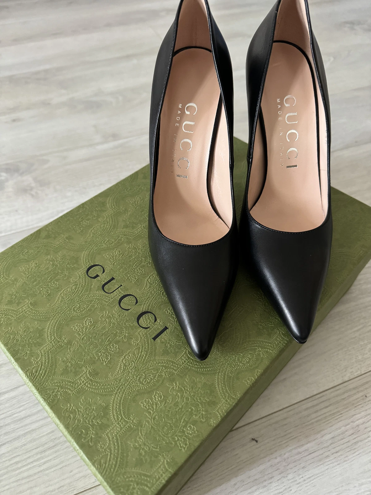 Chaussures Gucci femme 7,5 neuves