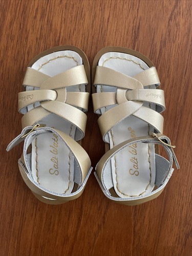 SALT WATER Sandals by Hoy Shoe Gold Original Sandal Toddler SIZE 7- NEW