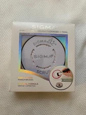 Sigma Beauty Professional SigMagic Solid Scrub Silicone Makeup Brush Cleanser