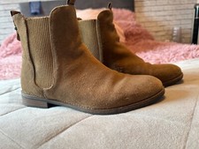 Ladies Barbour Boots