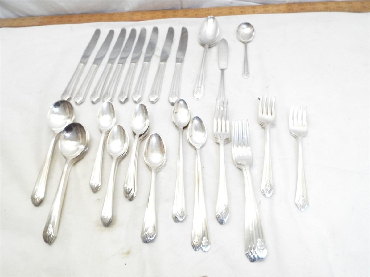 Set Wm Rogers Silver Plate Flatware Imperial 55 pc svc for 8