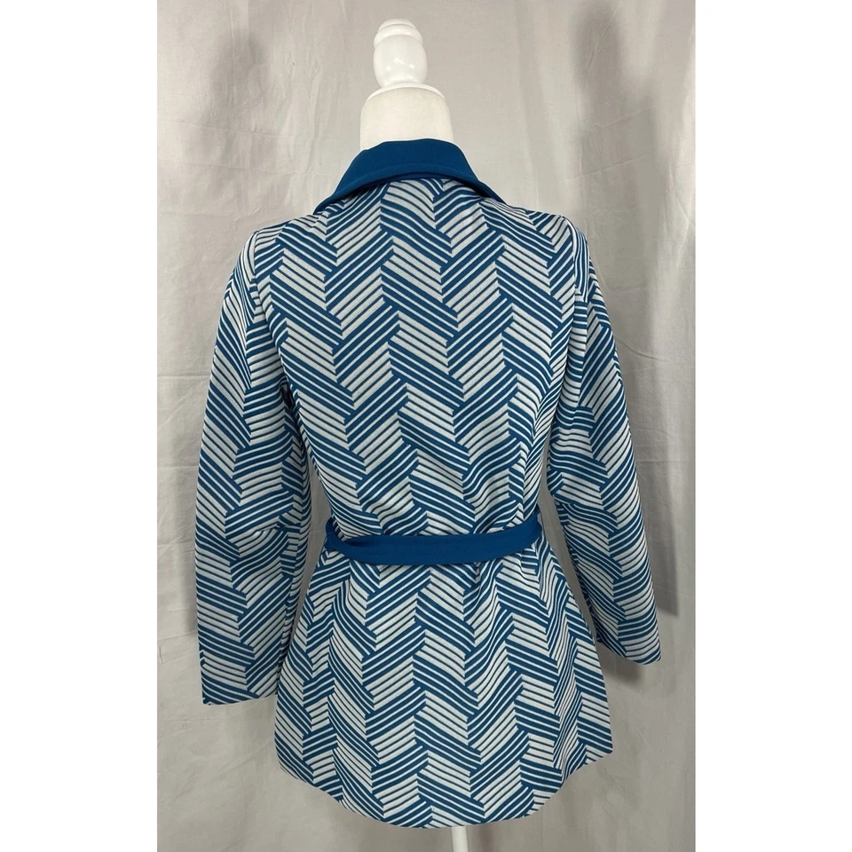 Camisa Chaqueta Vintage Años 70 Daga Grande Mujer Talla Mediana Azul Gráfico Rayas Cinturón Foto 3 de 4