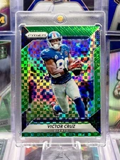 2016 Prizm Green Power Plaid Numbered /49 Holo SP Victor Cruz New York Giants