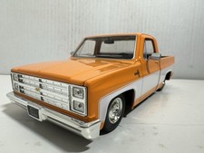 Jada Just Trucks 1985 Chevy C10 Pickup Truck Orange White 124 New No Box Jada Just Trucks 1985 Chevy C10 Pickup Truck Orange White 124 New No Box
