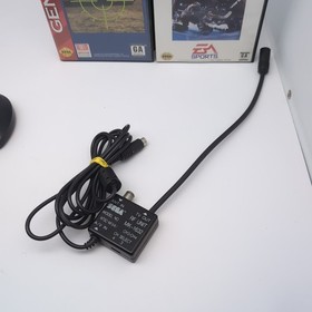 Sega Genesis - MK 1631 Console - w/ 2 Controllers & 2 Games WORKS GREAT