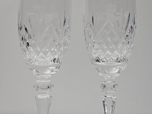 GALWAY IRISCHER KRISTALL BRAUT & BRÄUTIGAM TOASTEN CHAMPAGNERFLÖTEN/ORIGINAL ETUI-NEU IM KARTON - Bild 2 von 20