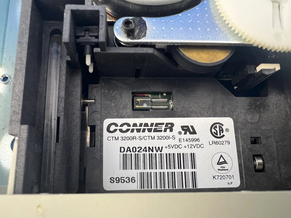 Conner CTM-3200R-S/CTM-3200I-S 3.2GB SCSI Data Tape Drive TR-2 TR-3 ~ Brand New - Image 4 of 4