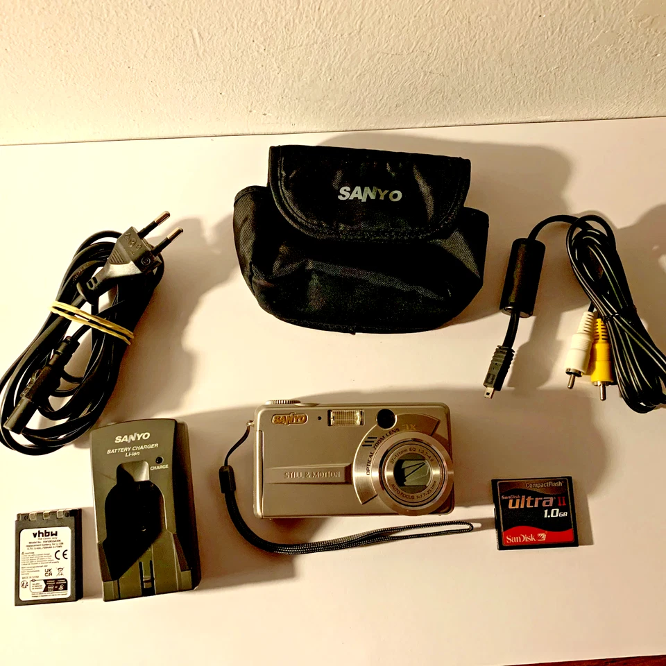 SANYO Dig. Kamera VPC-AZ3EX - 37-111 mm EQ 1:2.7-4.9 - Integr. Blitz - Bild 2 von 4