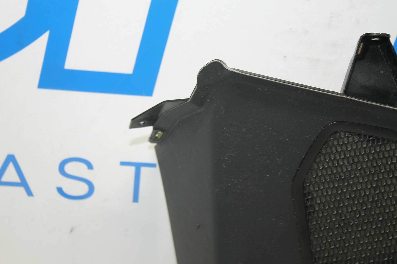 2019 LAMBORGHINI HURACAN RH PASSENGER UPPER B PILLAR SEAT BELT SURROUND 15 16 17