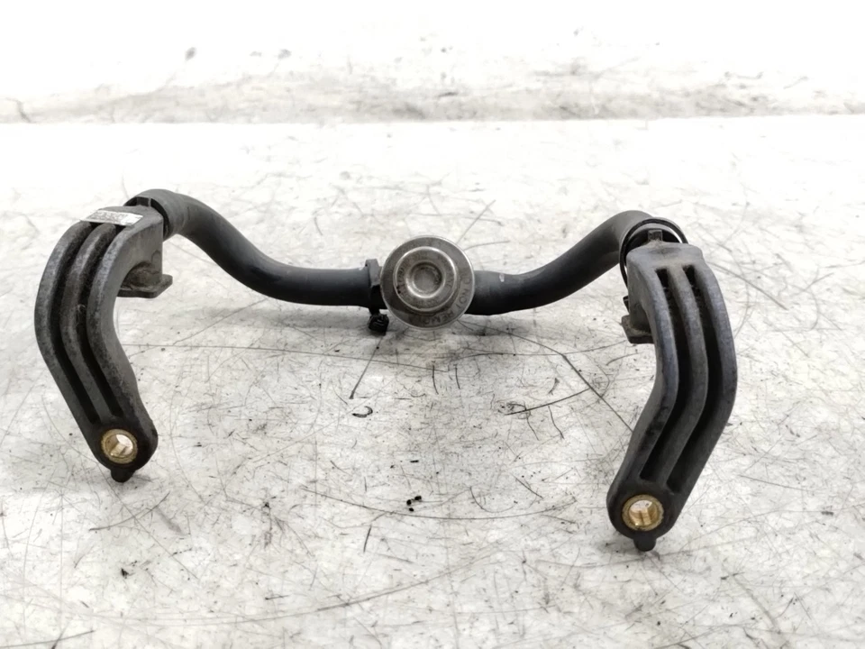 Manguera de riel inyector de línea de combustible de gasolina Victory Vision 2008 Foto 4 de 4