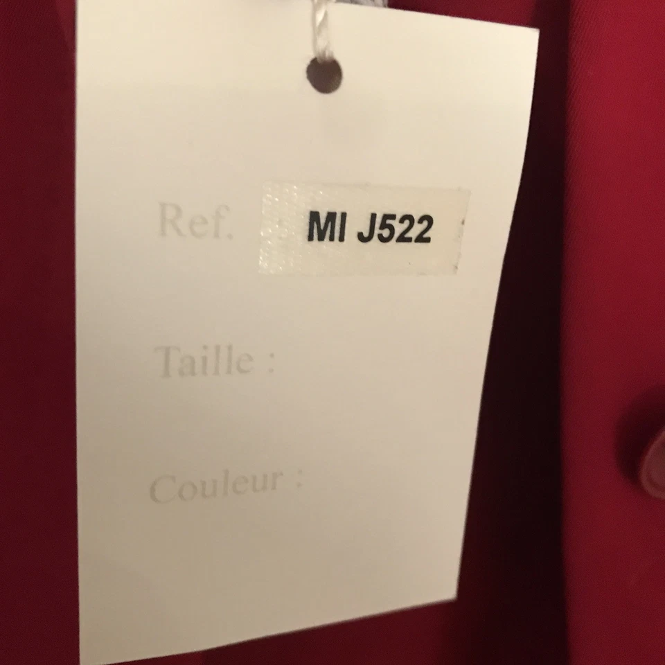 NUEVO CON ETIQUETAS NUEVO EN STOCK COLECCIÓN VOTRE NOM Mujer 12 ROJO Traje-Ablazer/Falda Precio de venta sugerido por el fabricante $150 Foto 4 de 4